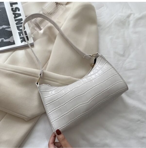 ΤΖΑΝΤΑ ΛΟΥΣΤΡΙΝΙ-ΚΡΟΚΟ