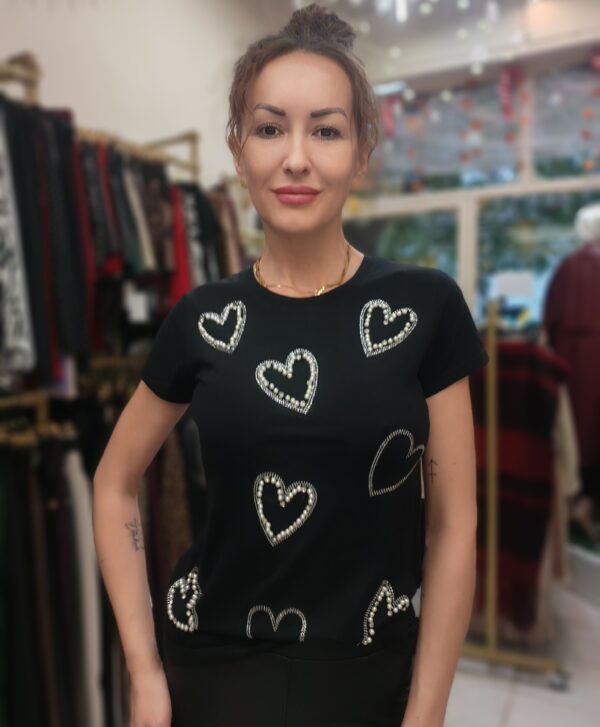 ΚΟΝΤΟΜΑΝΙΚΗ ΜΠΛΟΥΖΑ ΚΑΡΔΙΑ