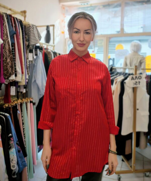 ΠΟΥΚΑΜΙΣΟ ΜΕ ΛΕΠΤΗ ΡΙΓΑ